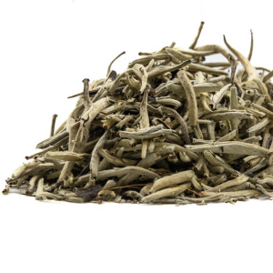 Белый чай - Бай Хао Инь Чжэнь (Серебряные иглы с белыми волосками)