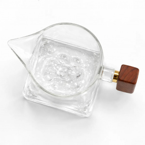 Чахай (сливник) Гора - Деревянная ручка из боросиликатного стекла