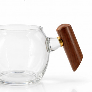 Чахай (сливник) Jin Pin De - с Деревянной ручкой  из боросиликатного стекла